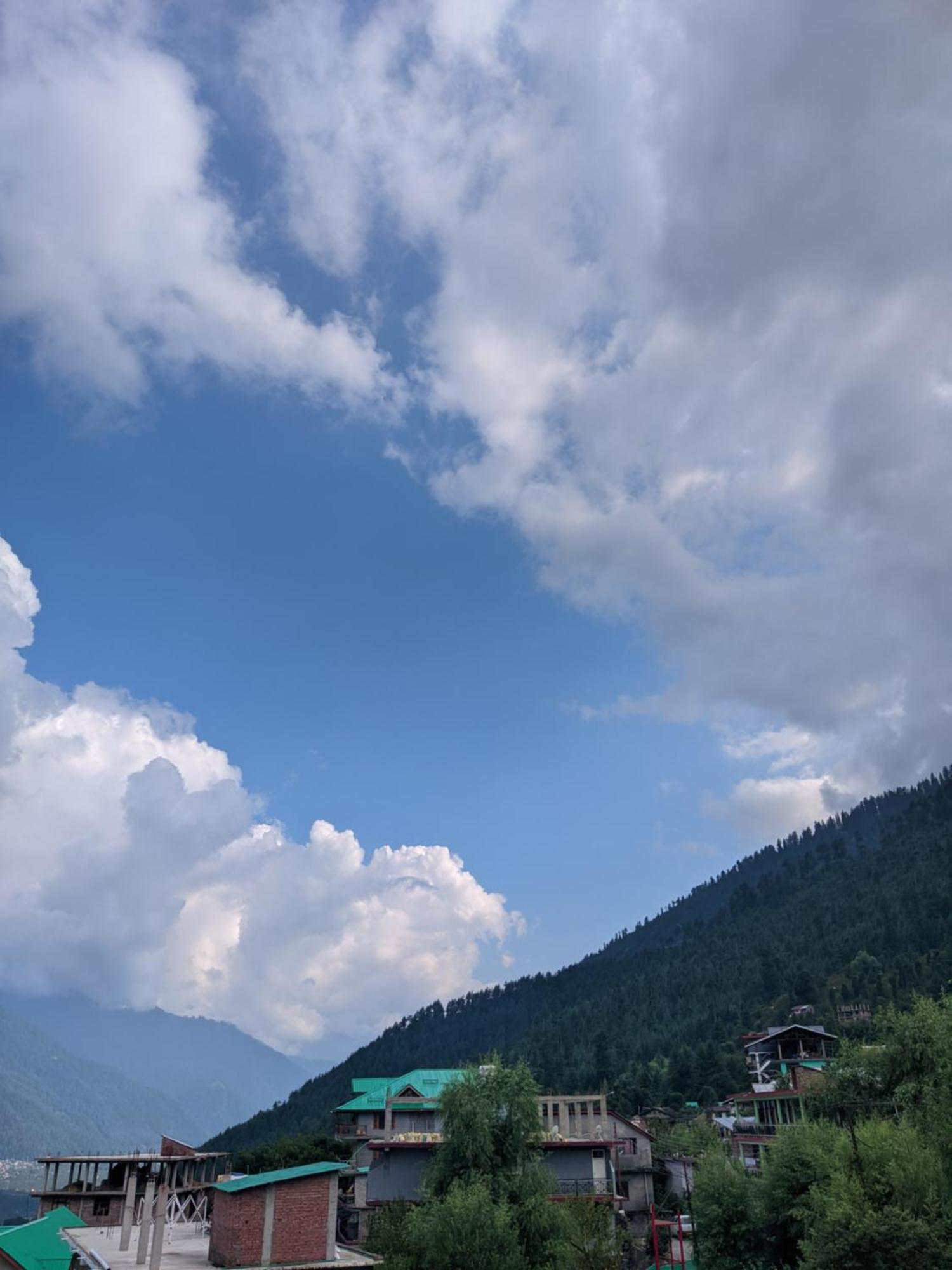 Summer Cottages Manāli エクステリア 写真